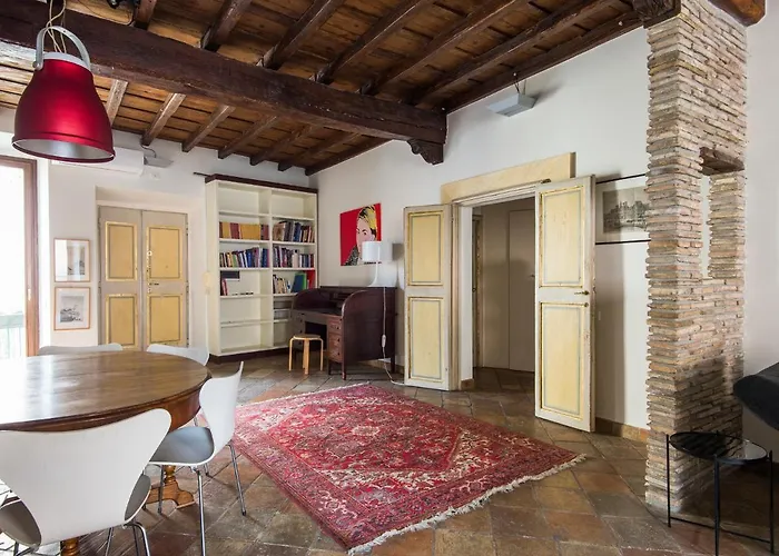 Pantheon Enchanting Luxury Apartment *