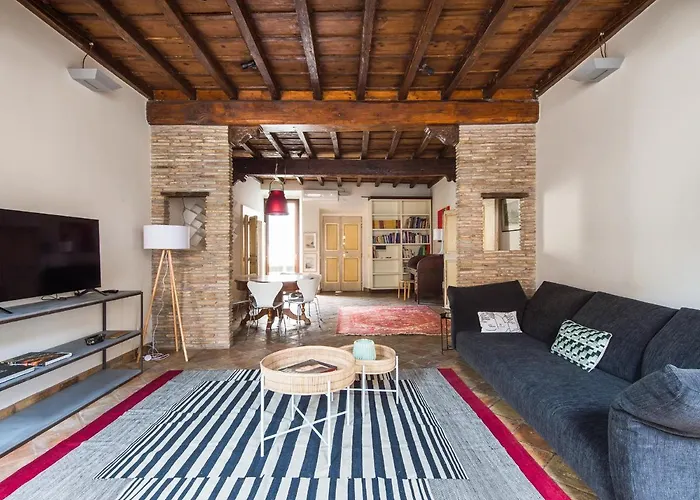 Pantheon Enchanting Luxury Apartment *